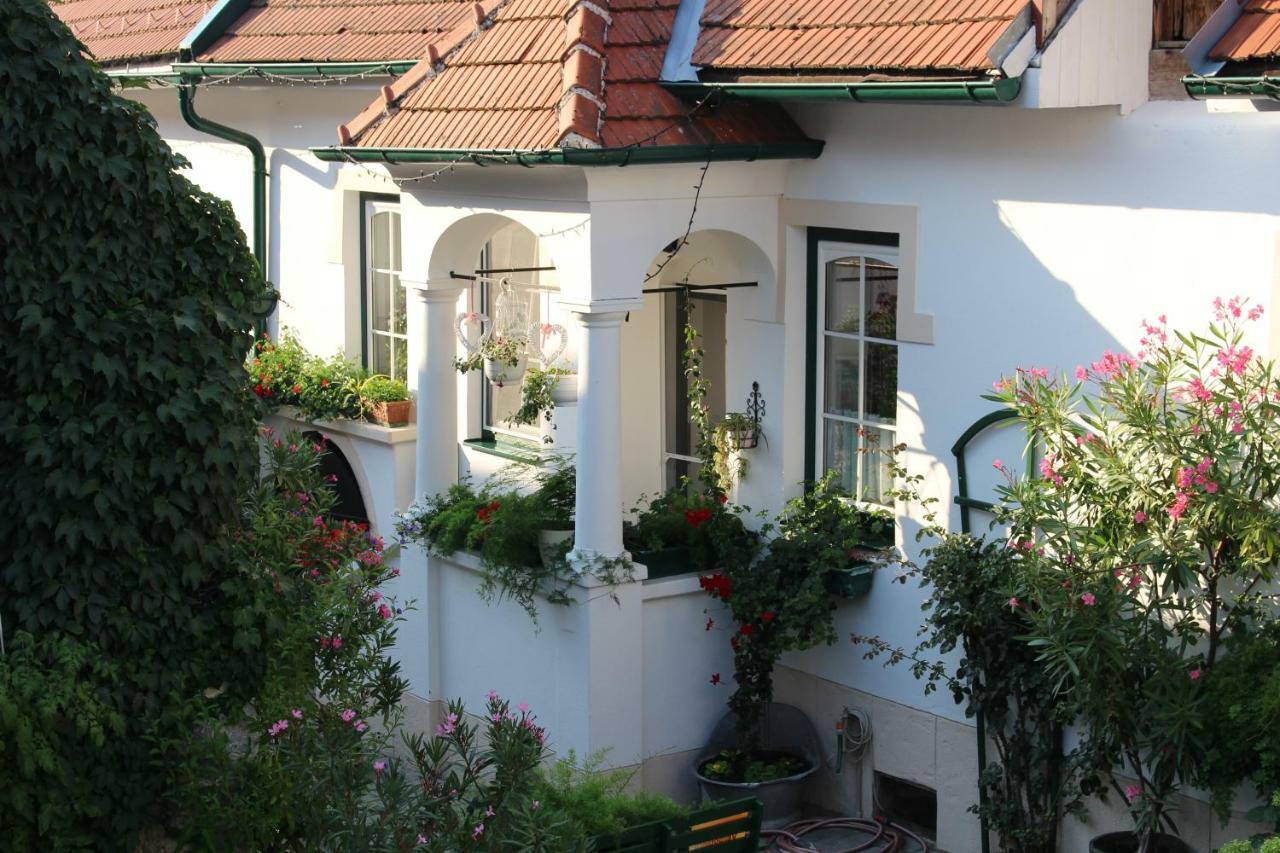 Appartement "Blumengassl" Moerbisch Am See Ngoại thất bức ảnh